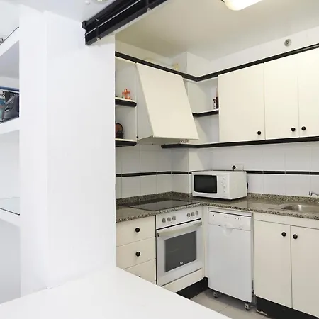 At250 Con Piscina, Parking, Wifi, Playa A 150m * Torredembarra